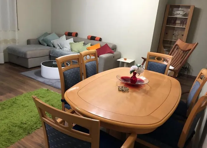 Kris\'S Apartment